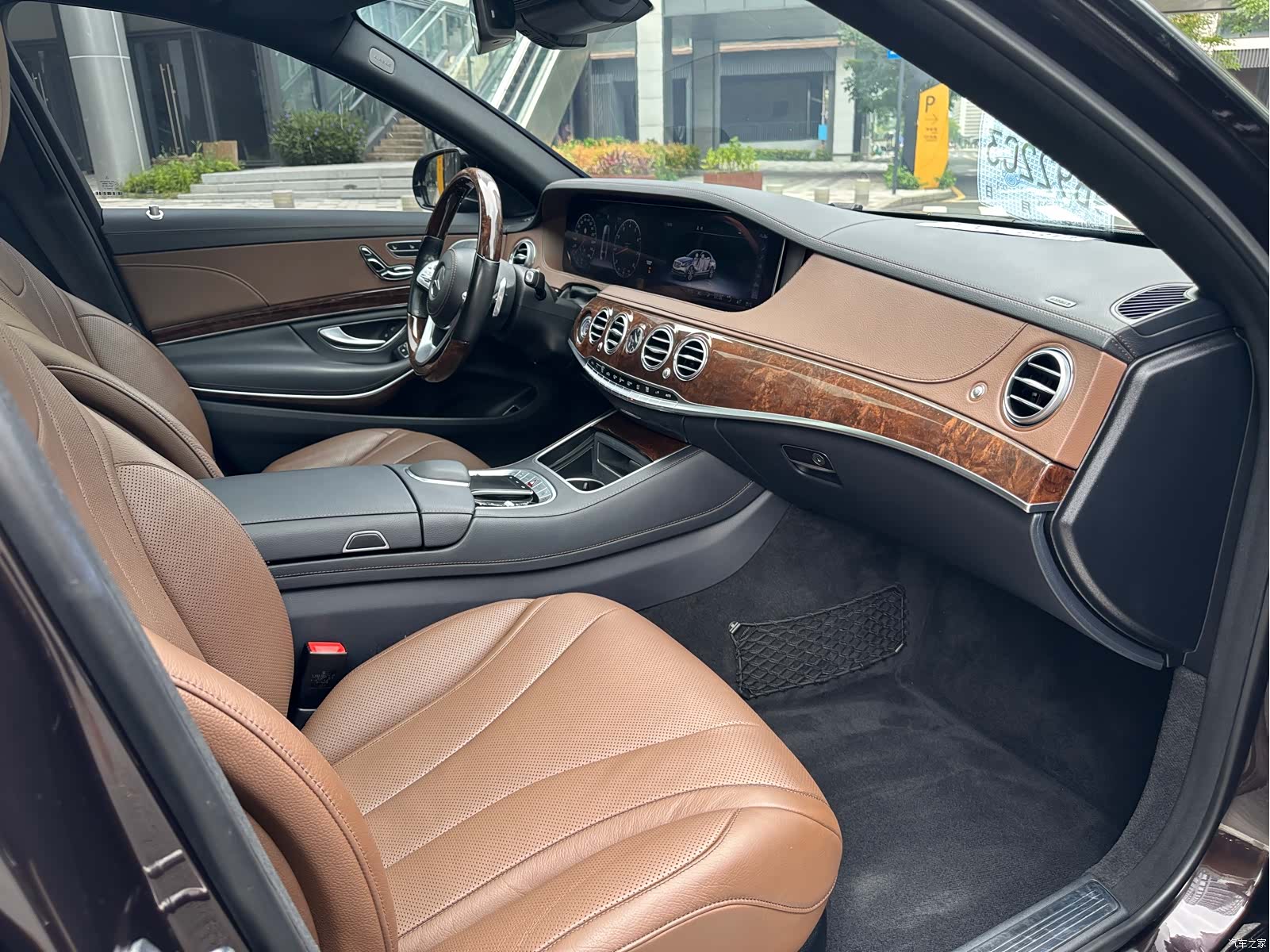 Mercedes-Benz S-Class, 2019 11