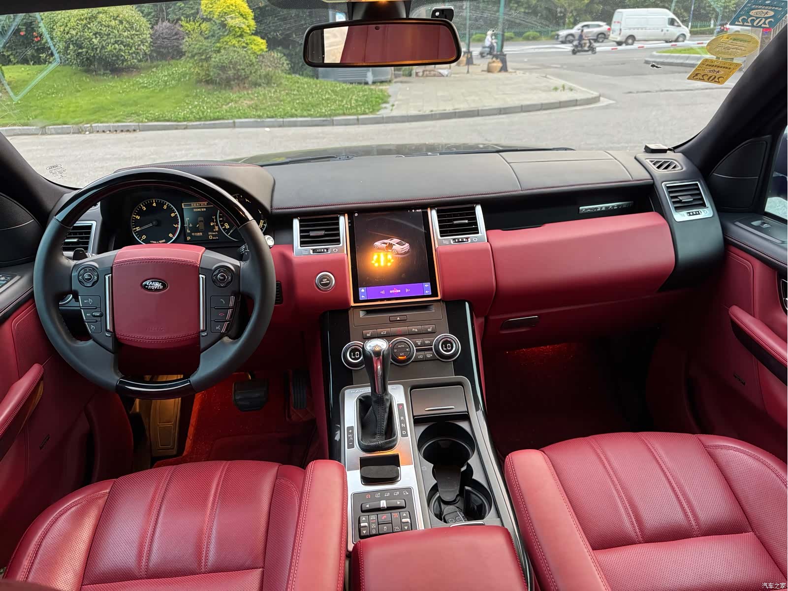 Land Rover Range Rover, 2013 16