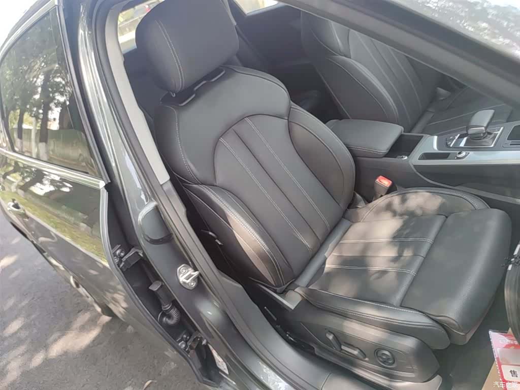 Audi A4L, 2023 25
