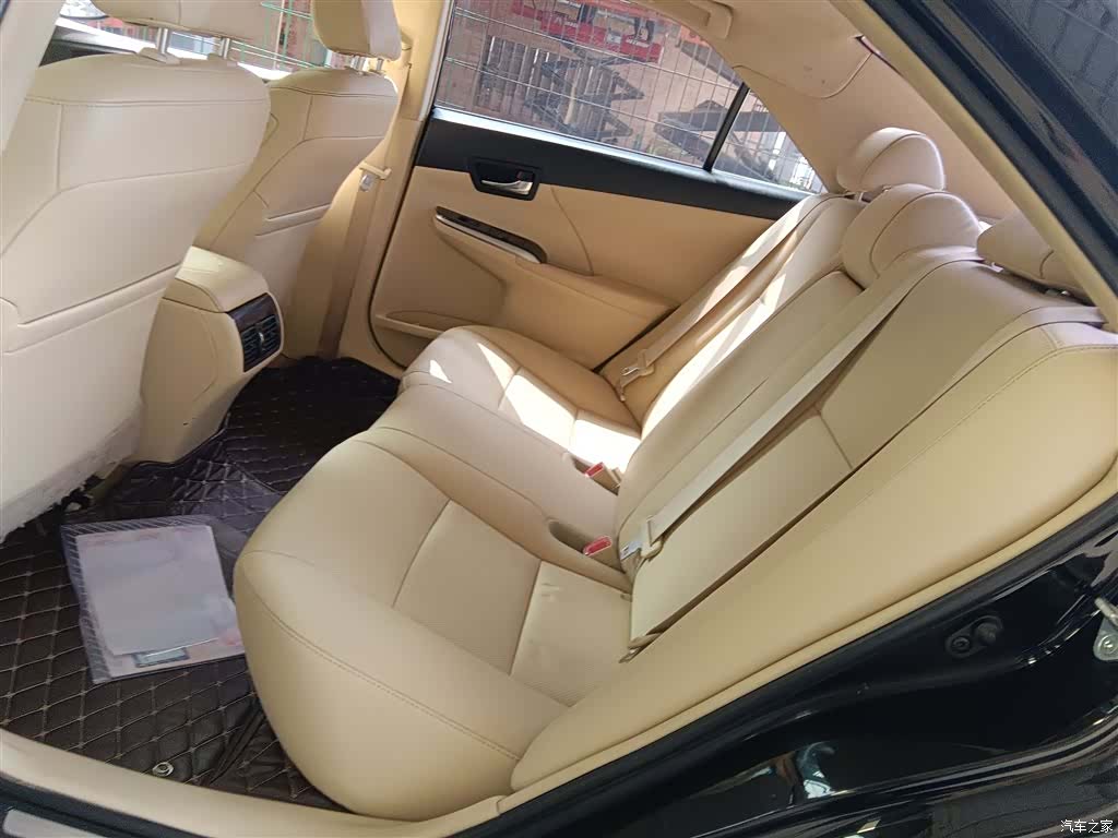 Toyota Camry, 2016 17