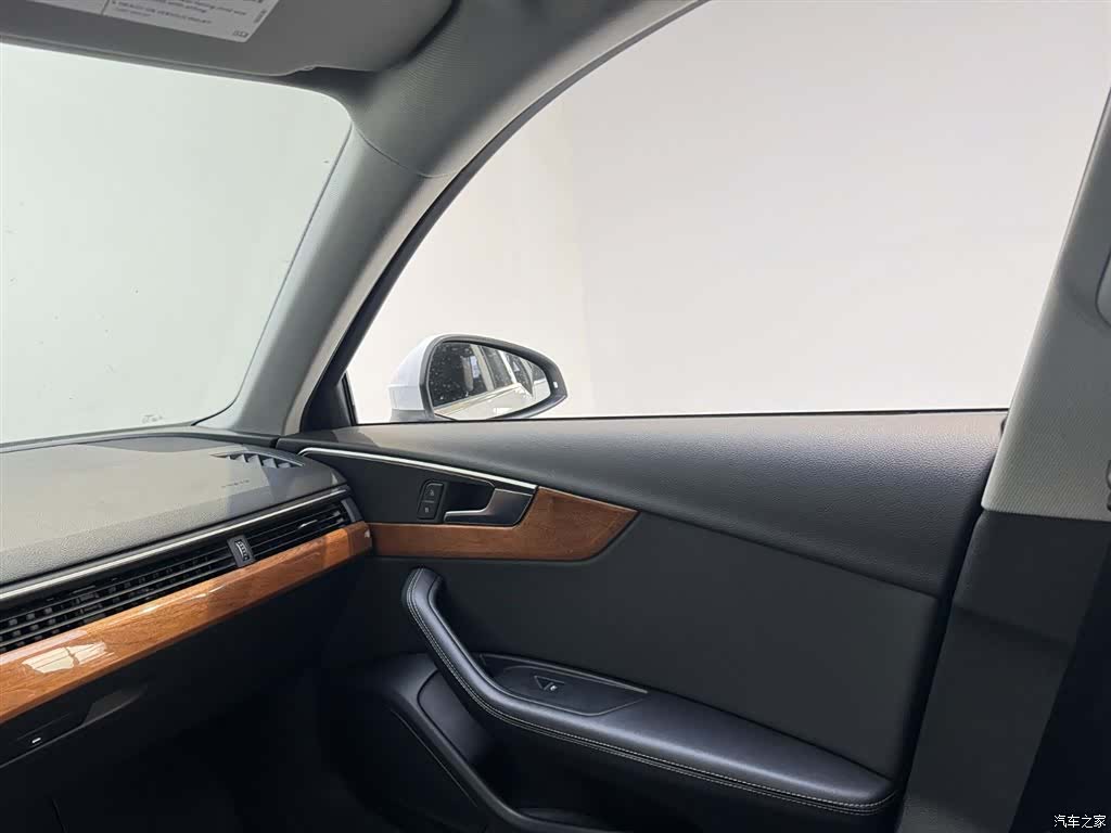 Audi A4L, 2020 15