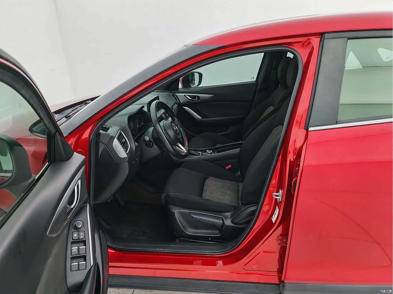 Mazda CX-4, 2018 7