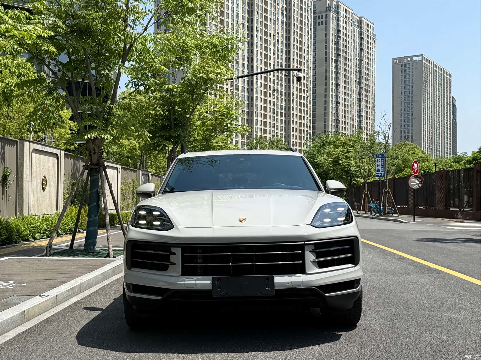 Porsche Cayenne, 2025 2