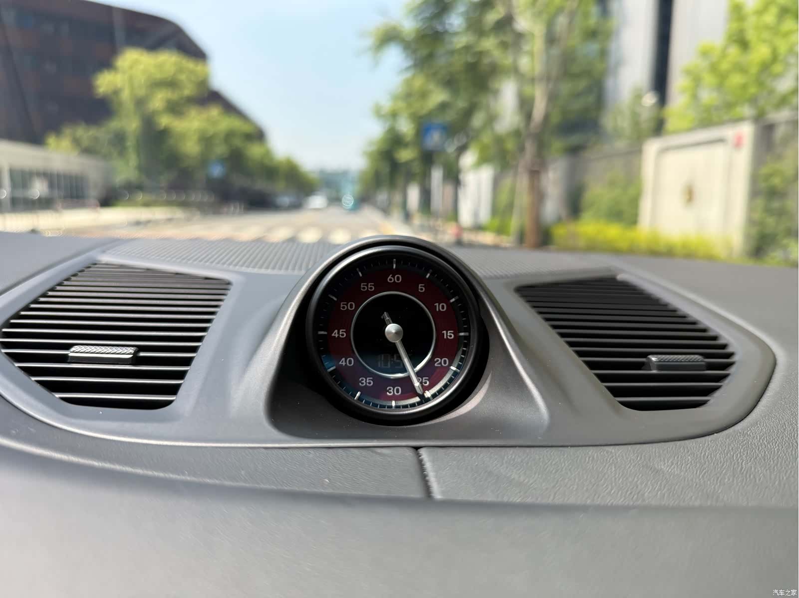 Porsche Cayenne, 2025 18