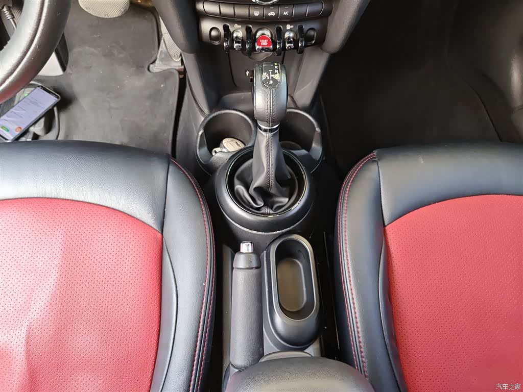 Mini ONE, 2016 14