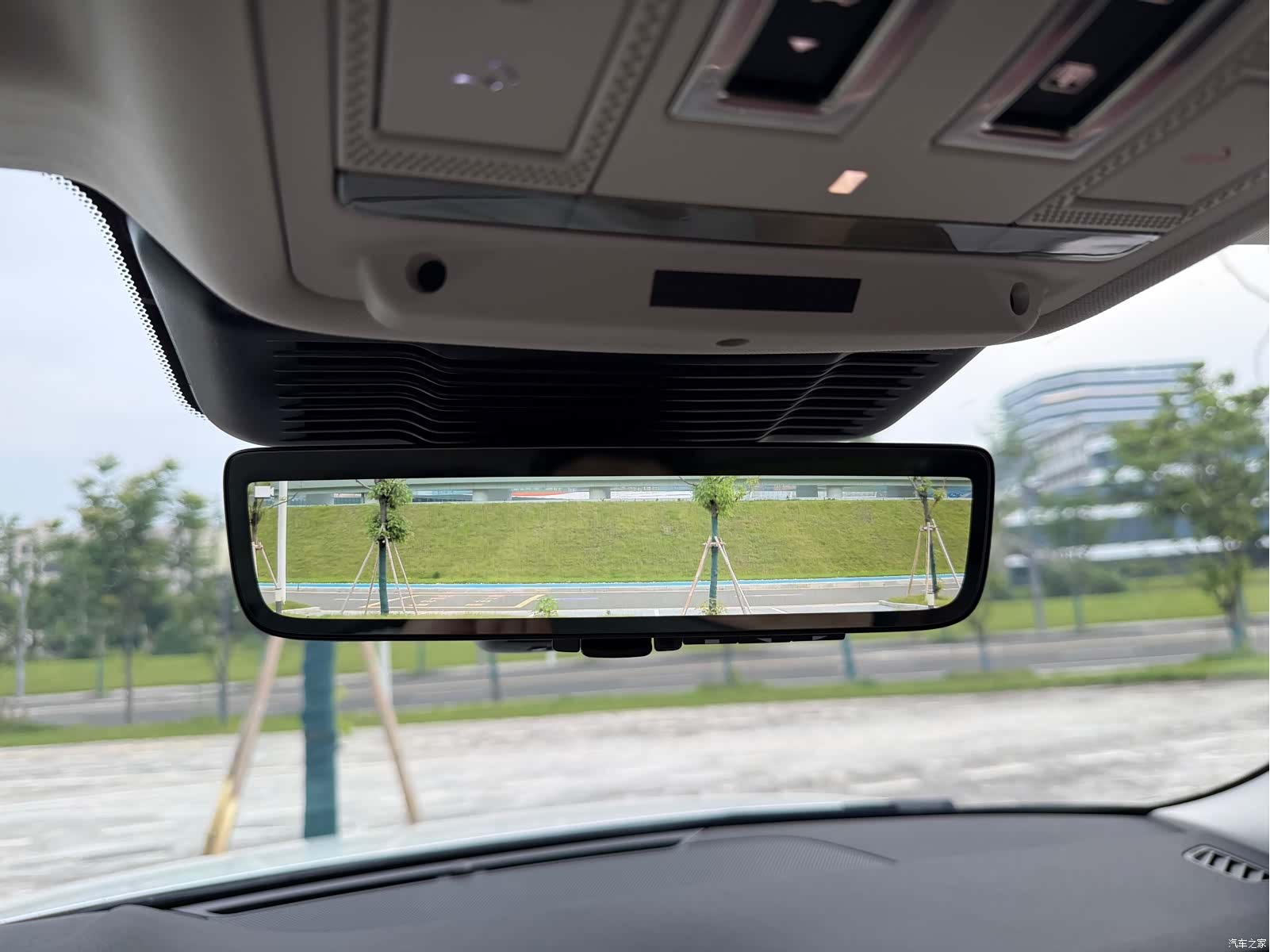 Land Rover Range Rover, 2023 16