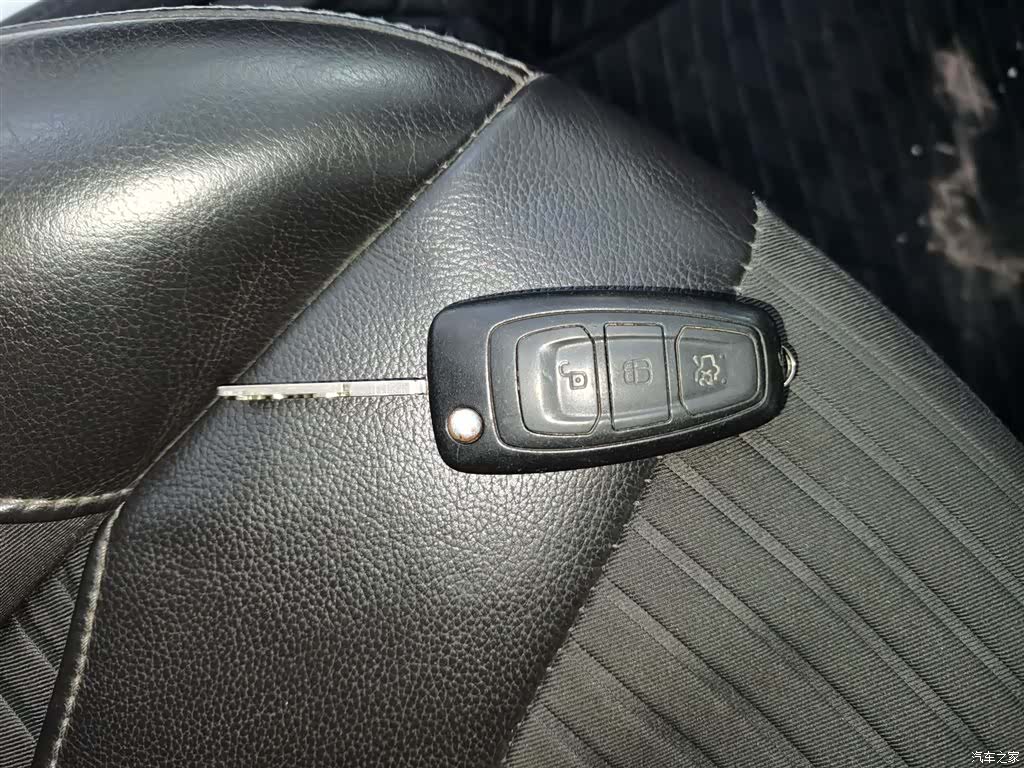 Ford Focus, 2016 9