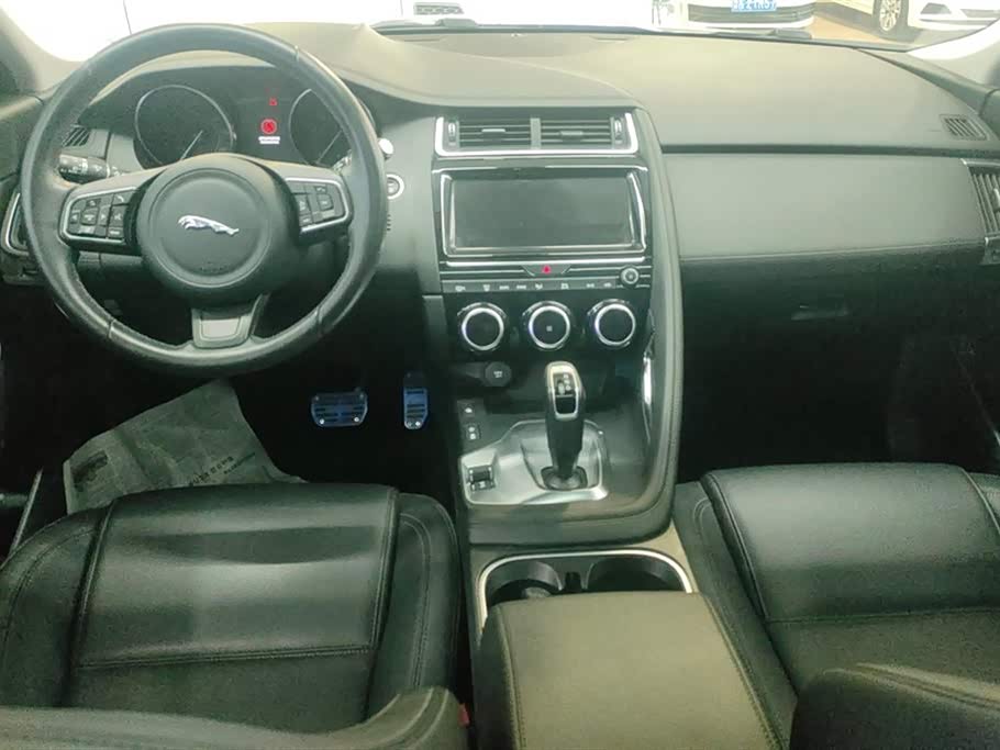 Jaguar E-PACE Jaguar E-PACE