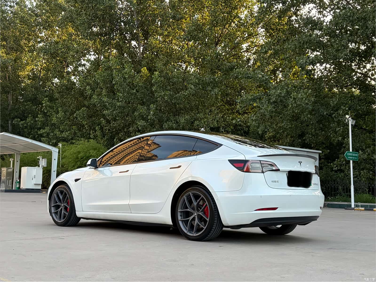 Tesla Model 3, 2021 17