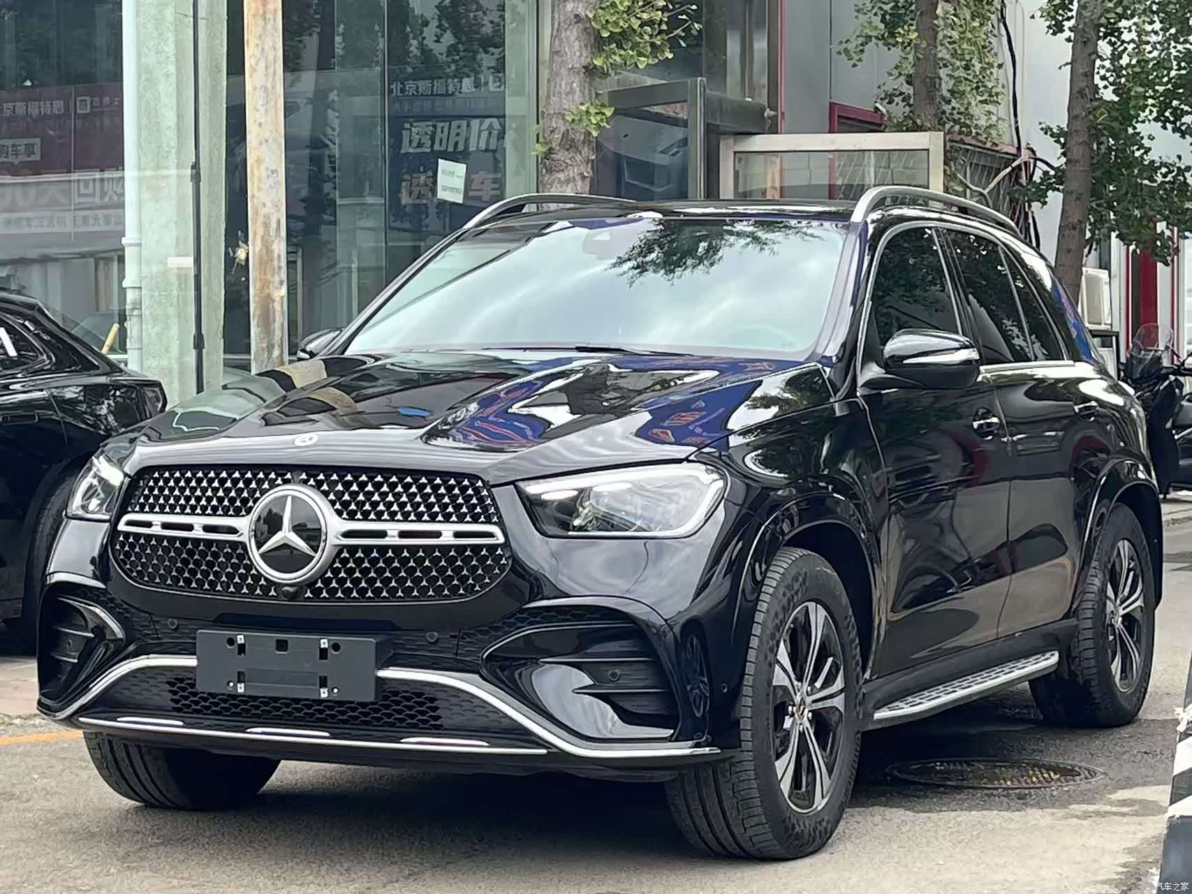 Mercedes-Benz GLE, 2023 1
