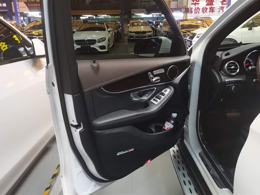 Mercedes-Benz GLC Mercedes-Benz GLC