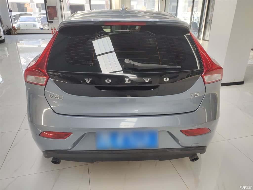 Volvo V40, 2018 6