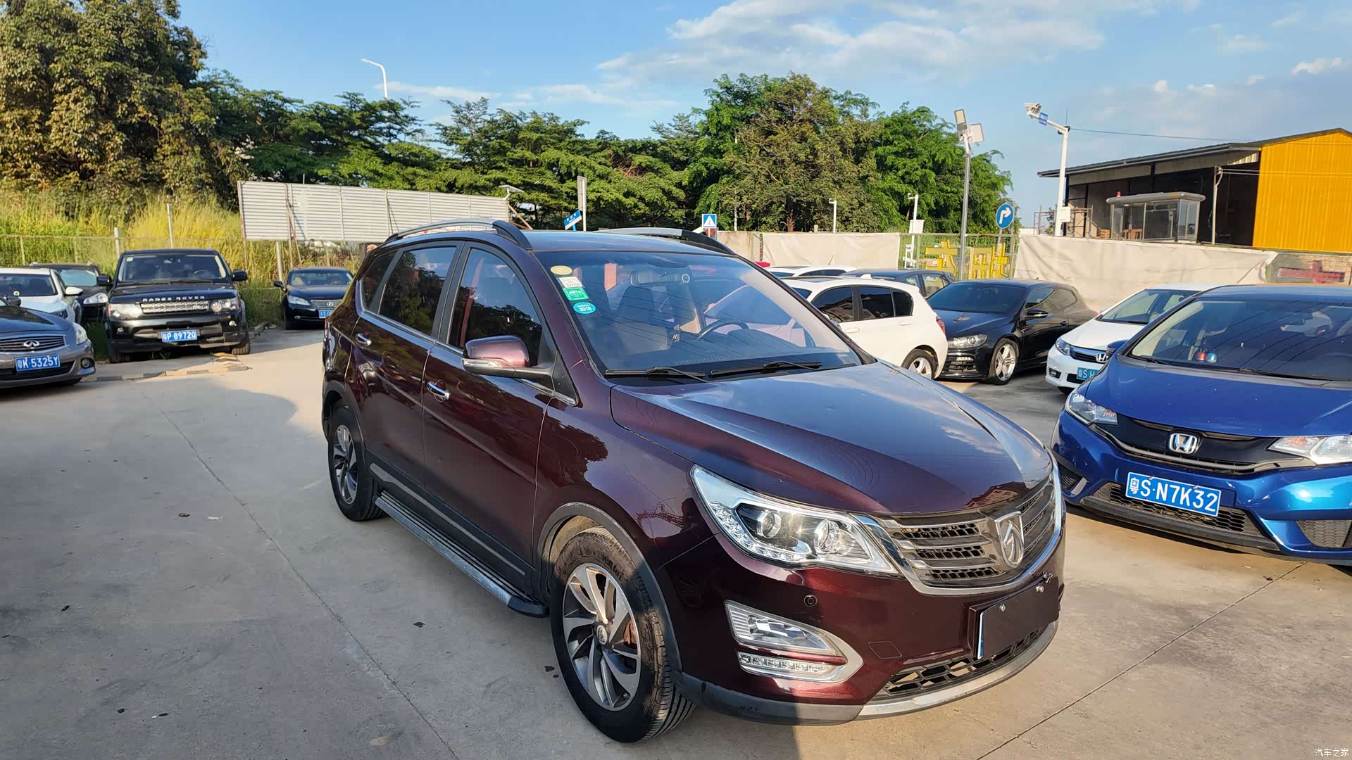 Wuling 560, 2016 13