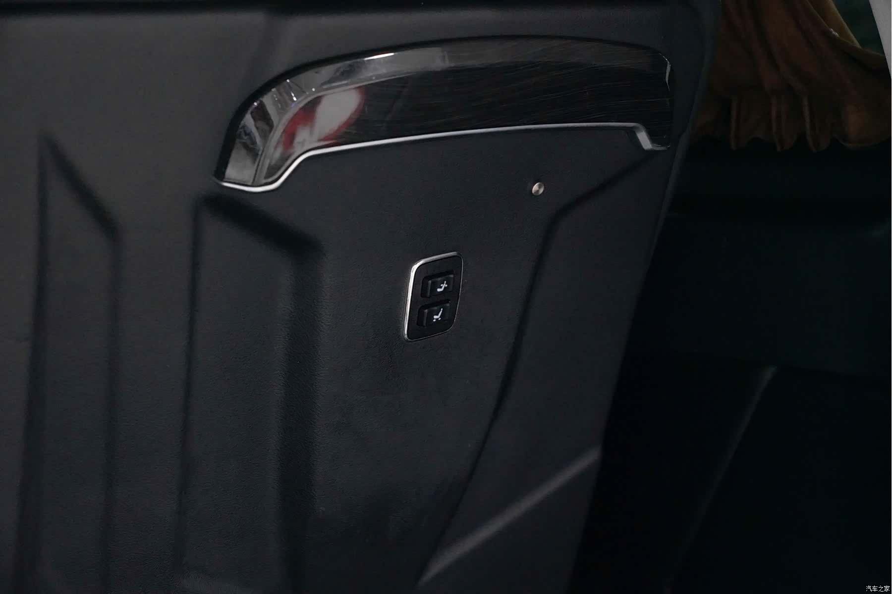 Mercedes-Benz V-Class, 2021 25