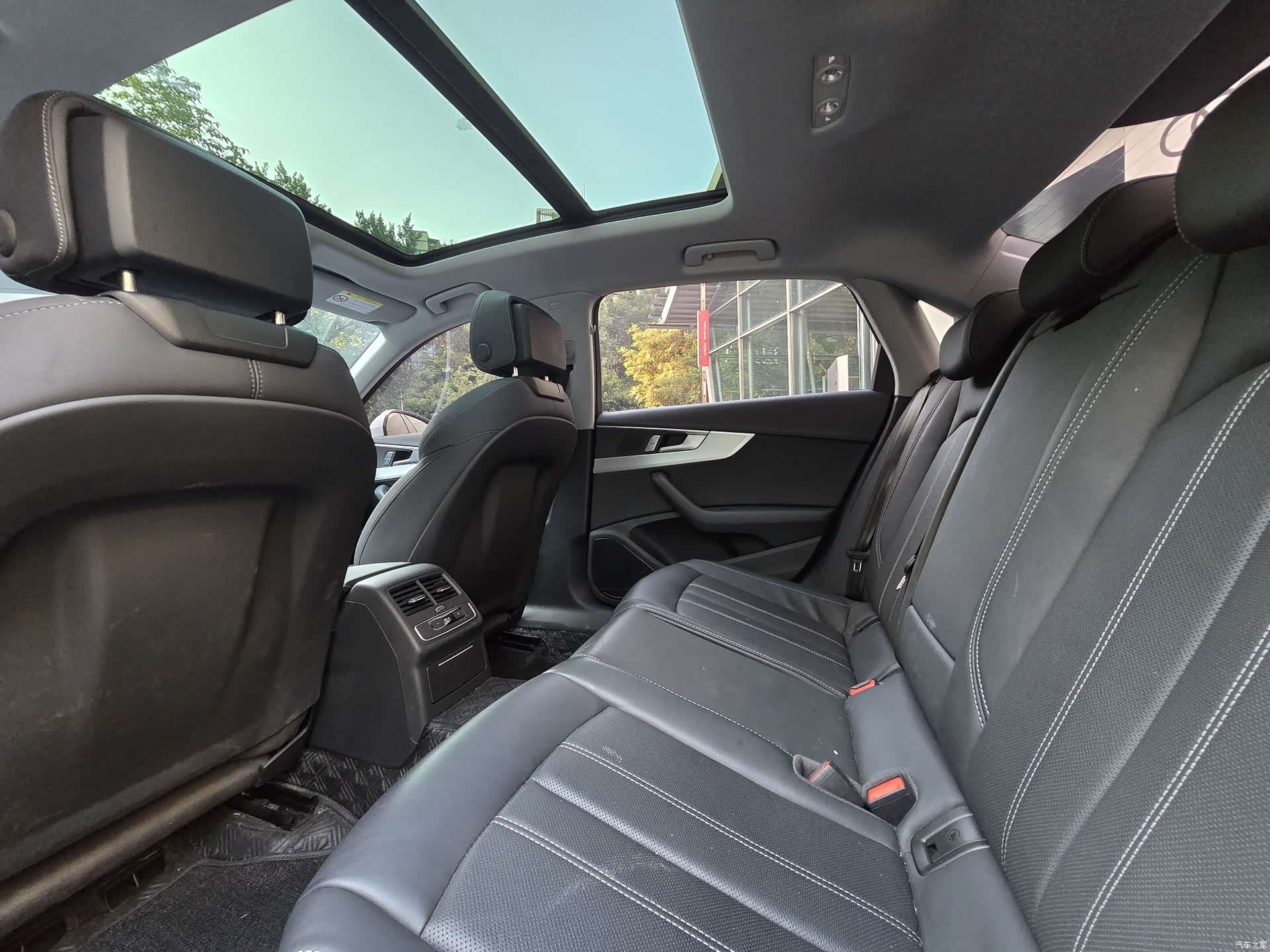 Audi A4L, 2024 19