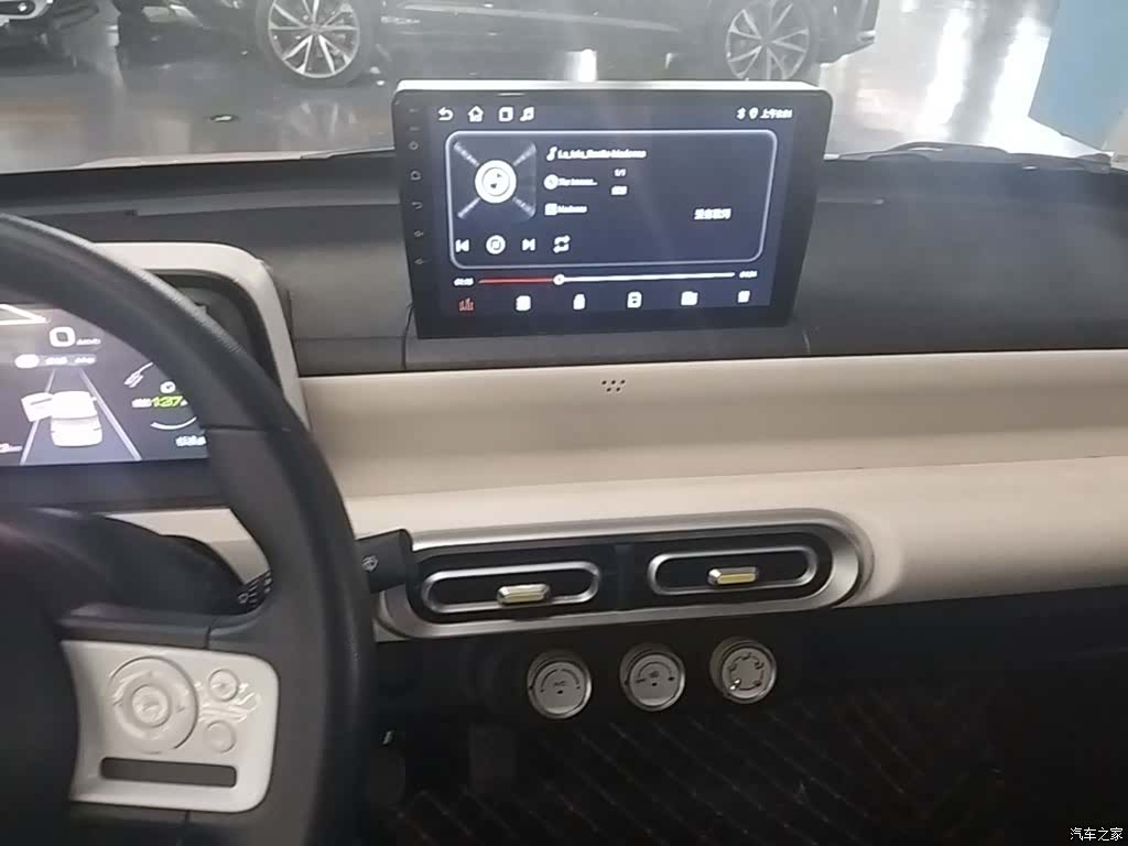 Wuling MINIEV, 2025 9