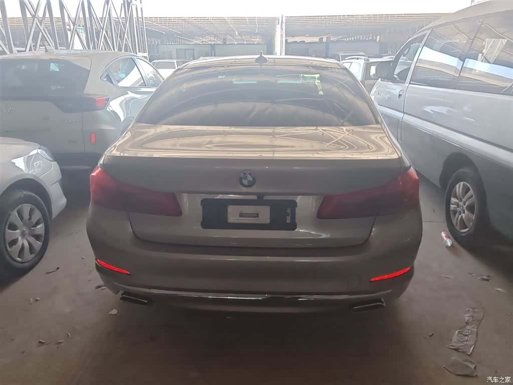 BMW 5 Series, 2018 все фото