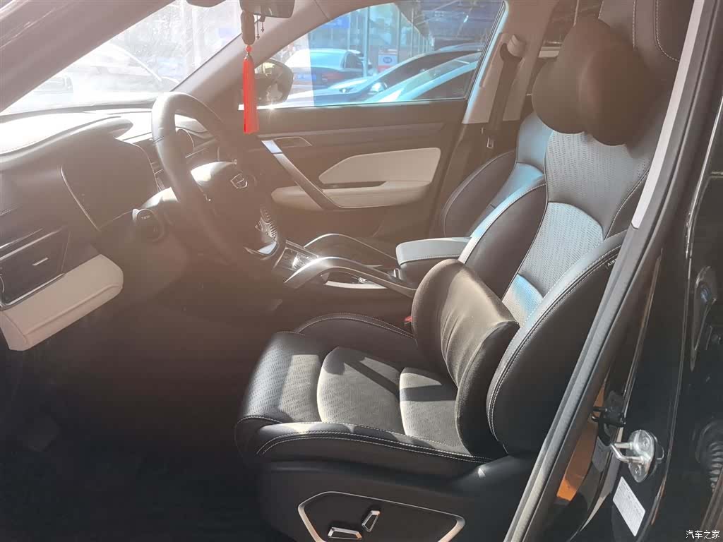 Geely Boyue, 2022 16