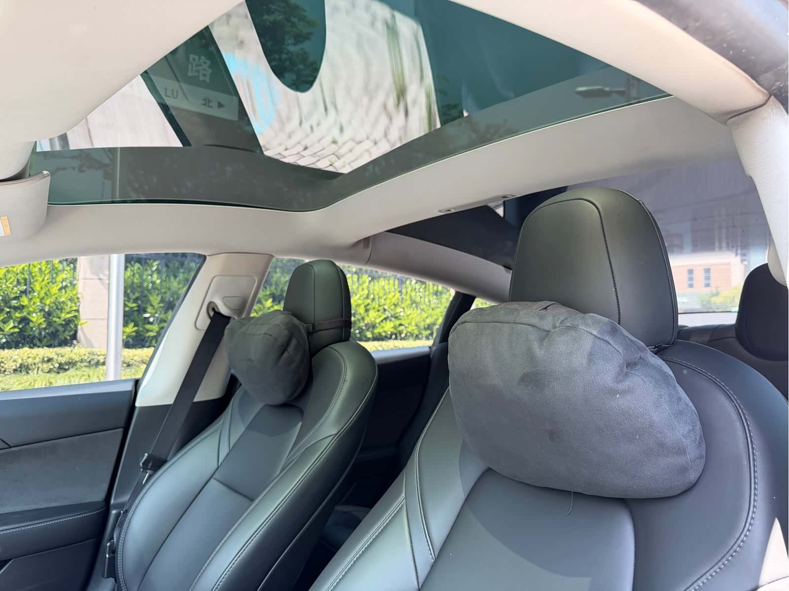 Tesla Model 3, 2022 10