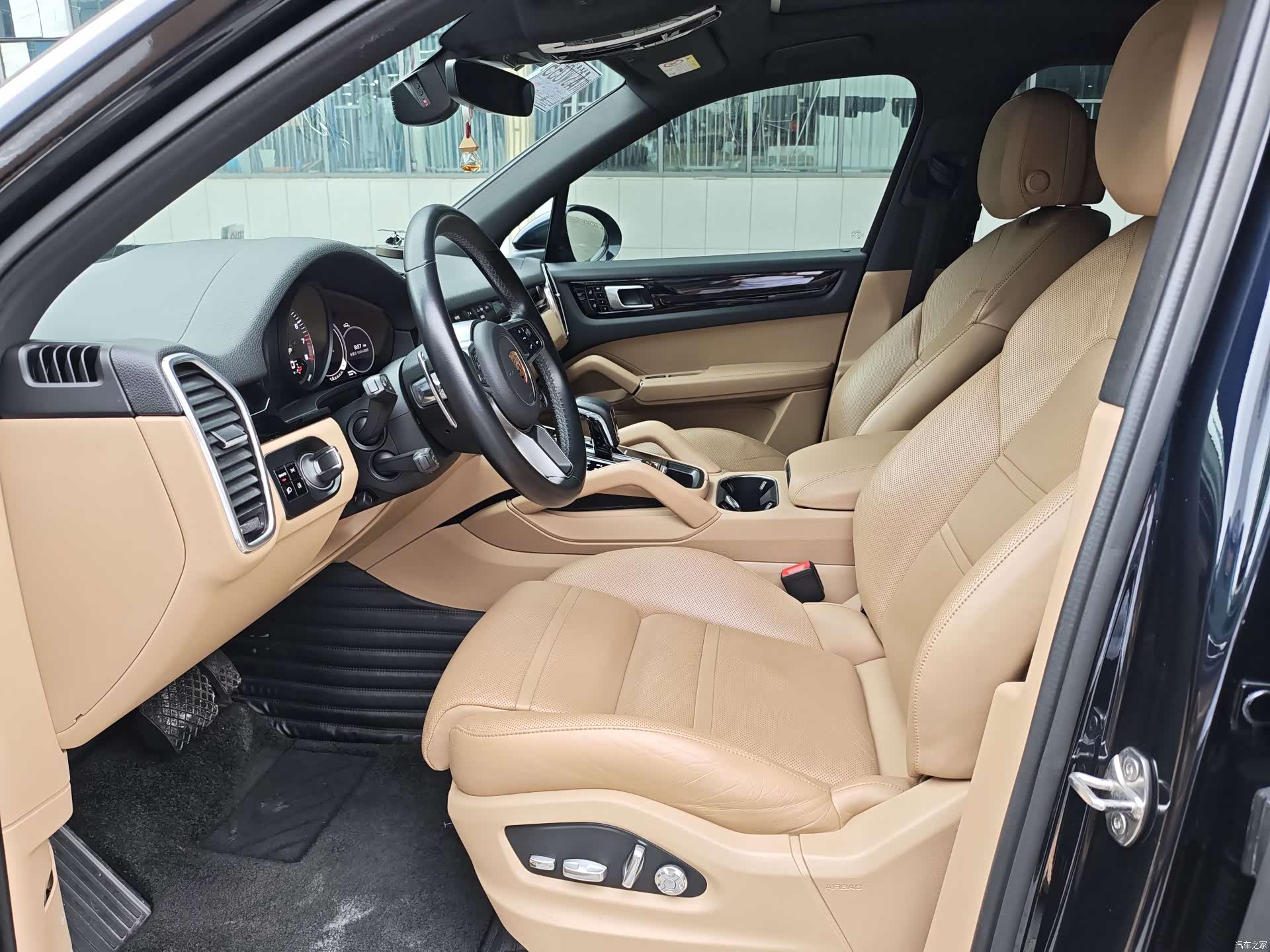 Porsche Cayenne, 2020 10