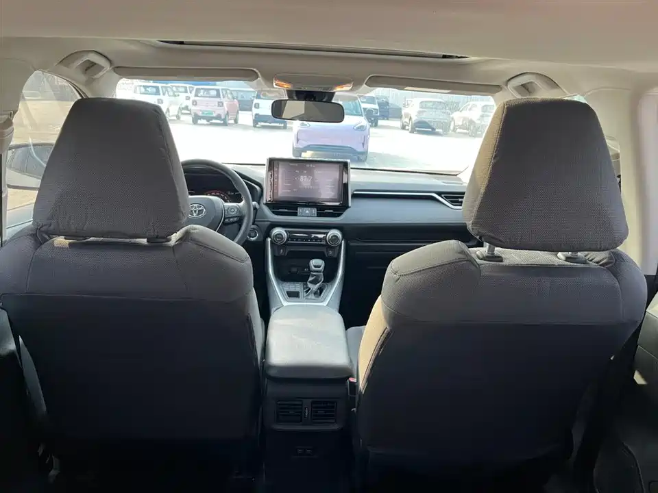 Toyota RAV4 Rongfang