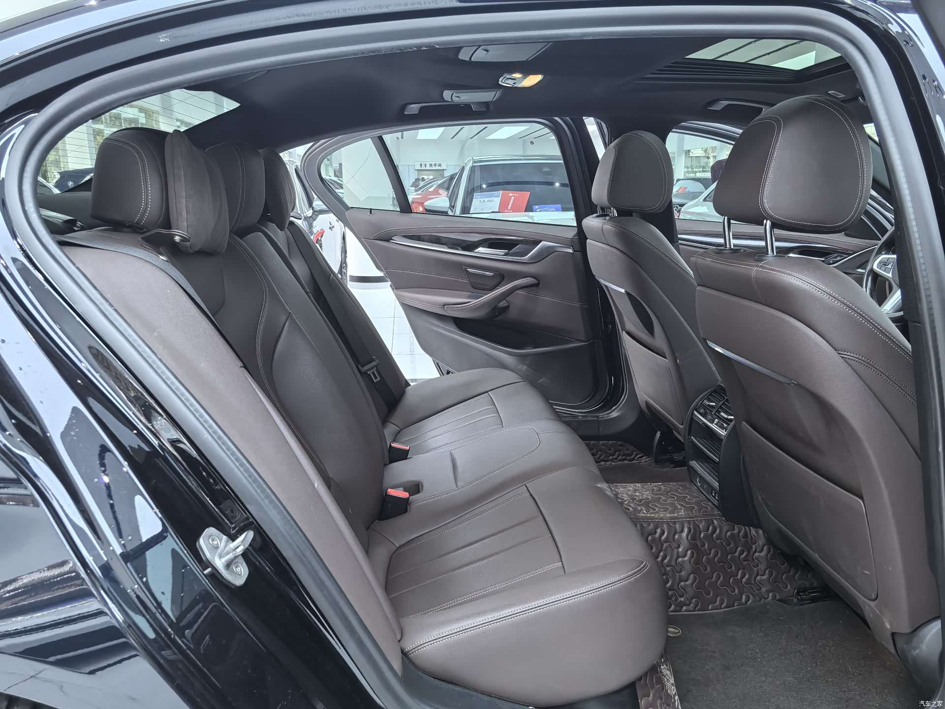 BMW 5 Series, 2020 12