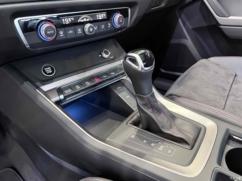 Audi Q3, 2022 16