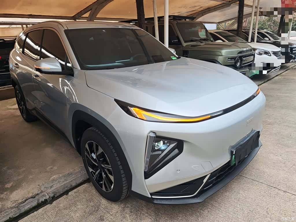 Geely Galaxy L7, 2025 4