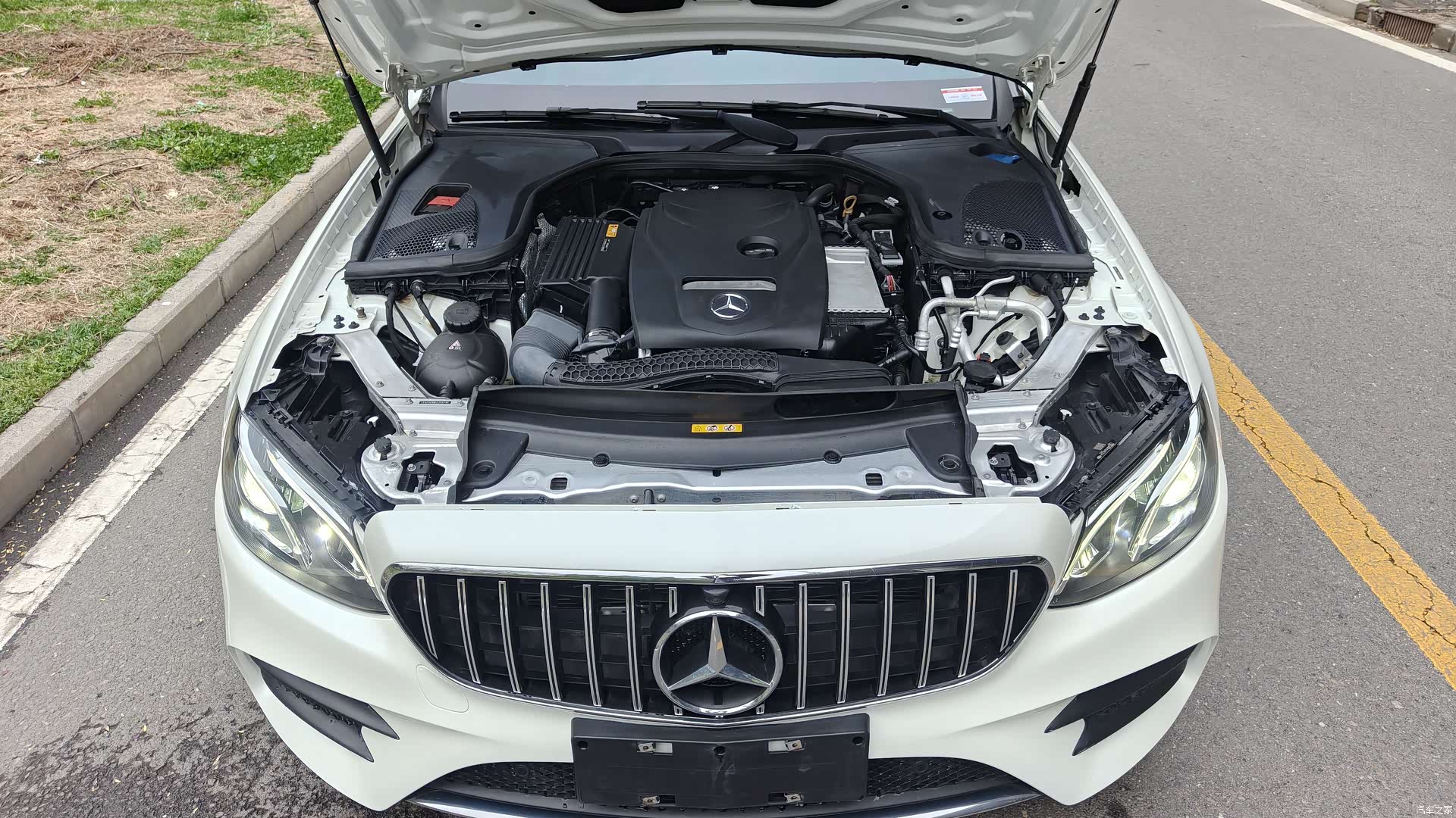 Mercedes-Benz E-Class, 2018 4