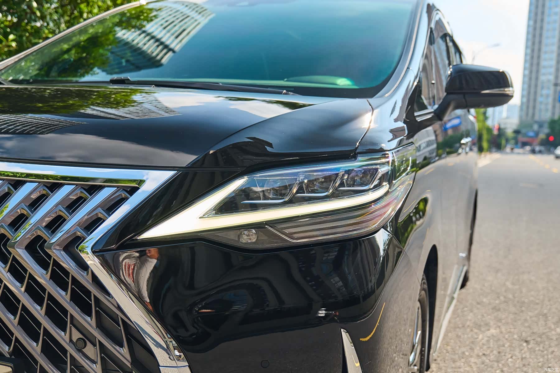 Toyota Vellfire, 2021 все фото