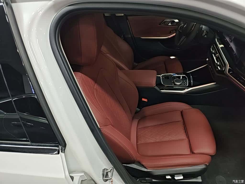 BMW i3, 2023 25