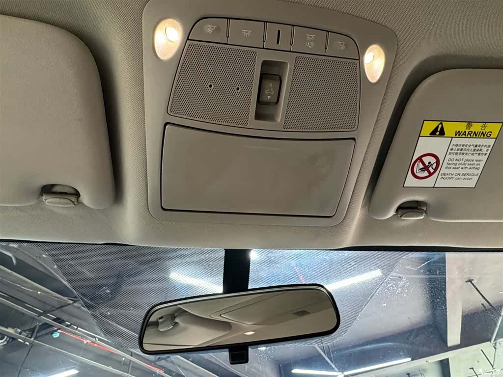 Nissan Paladin, 2024 11