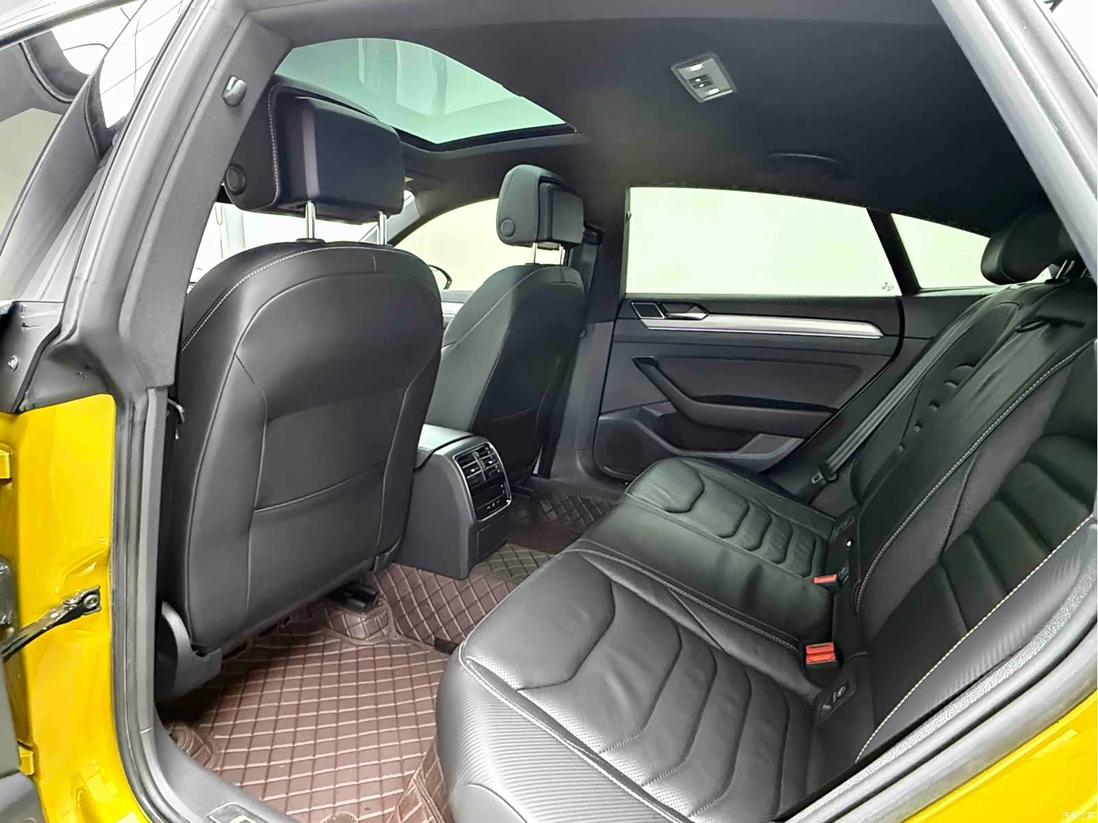 Volkswagen CC, 2020 все фото