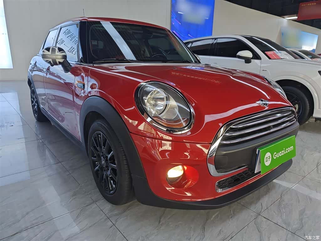 Mini ONE, 2018 22