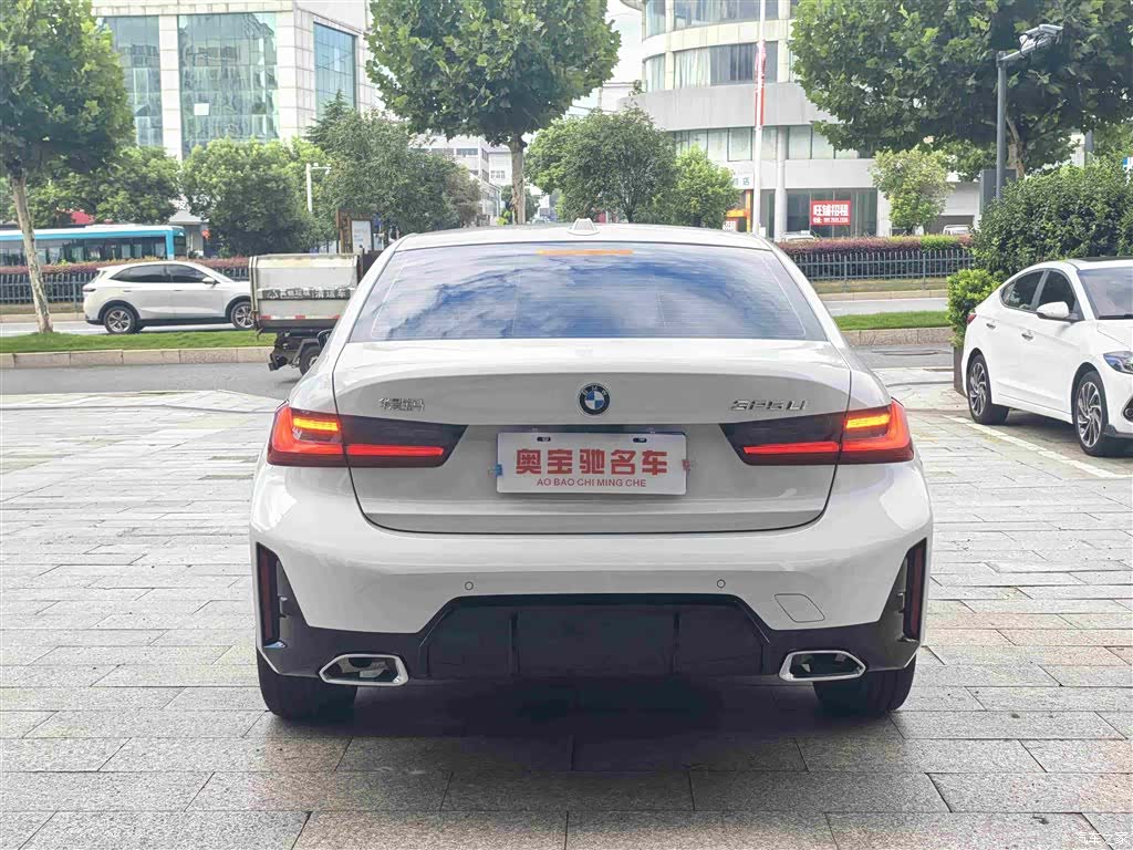 BMW 3 Series, 2025 8