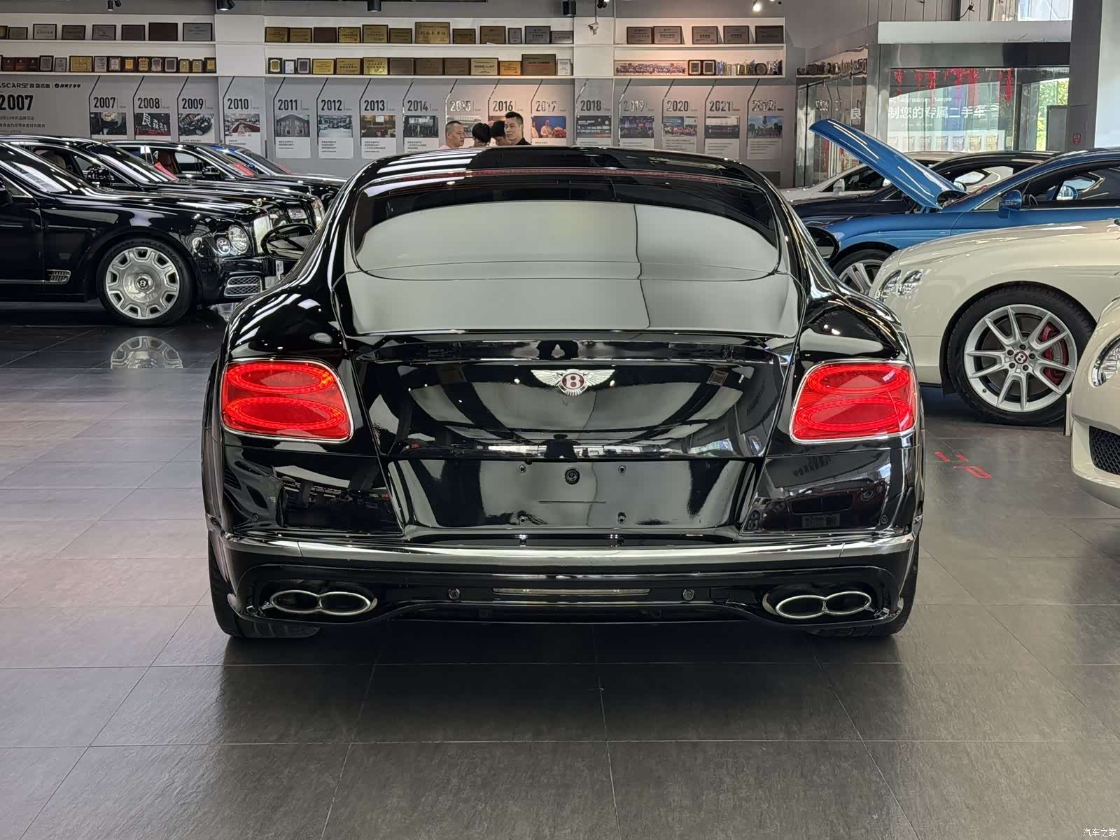 Bentley Continental GT, 2018 все фото