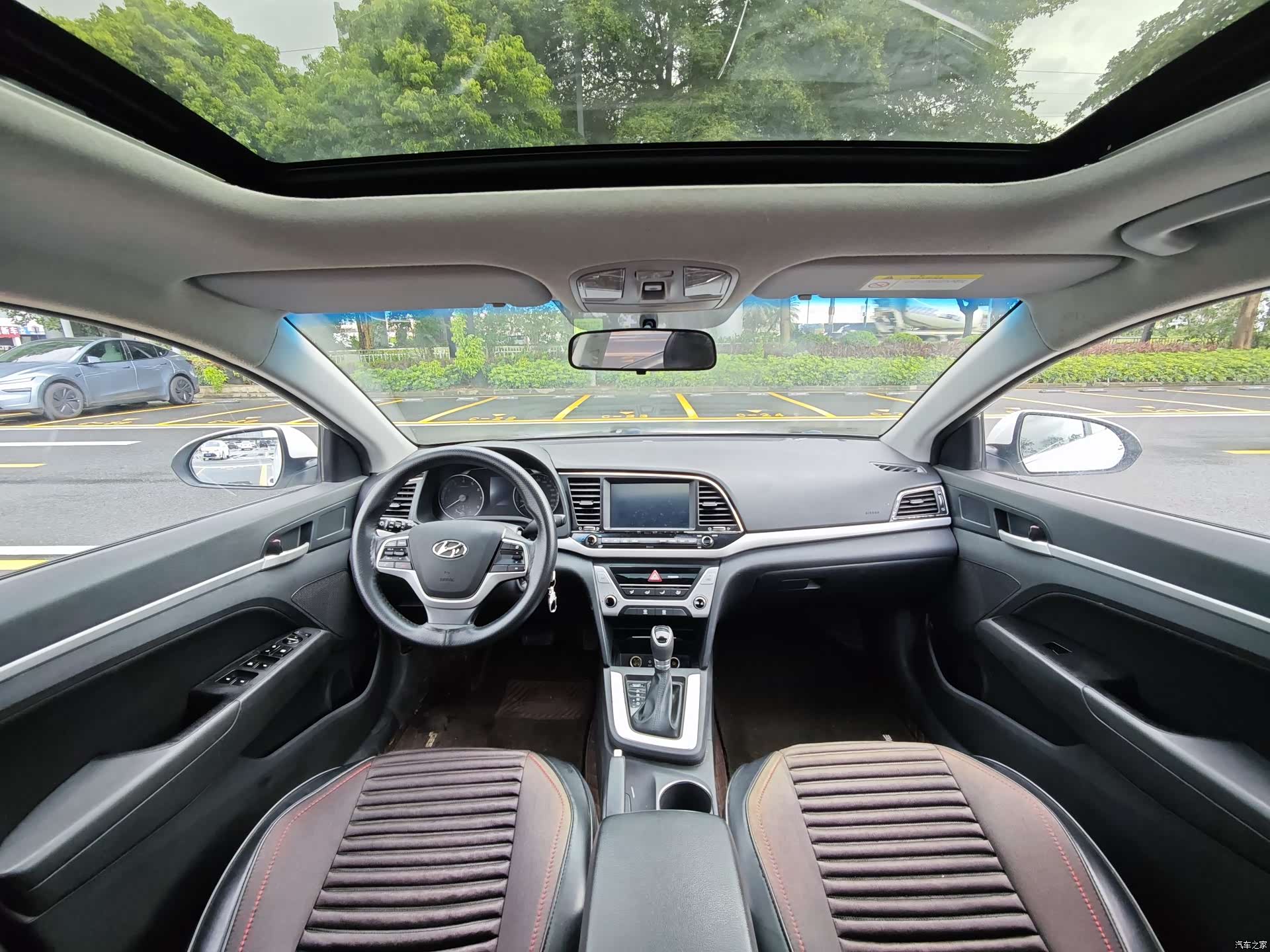 Hyundai 15, 2018 14