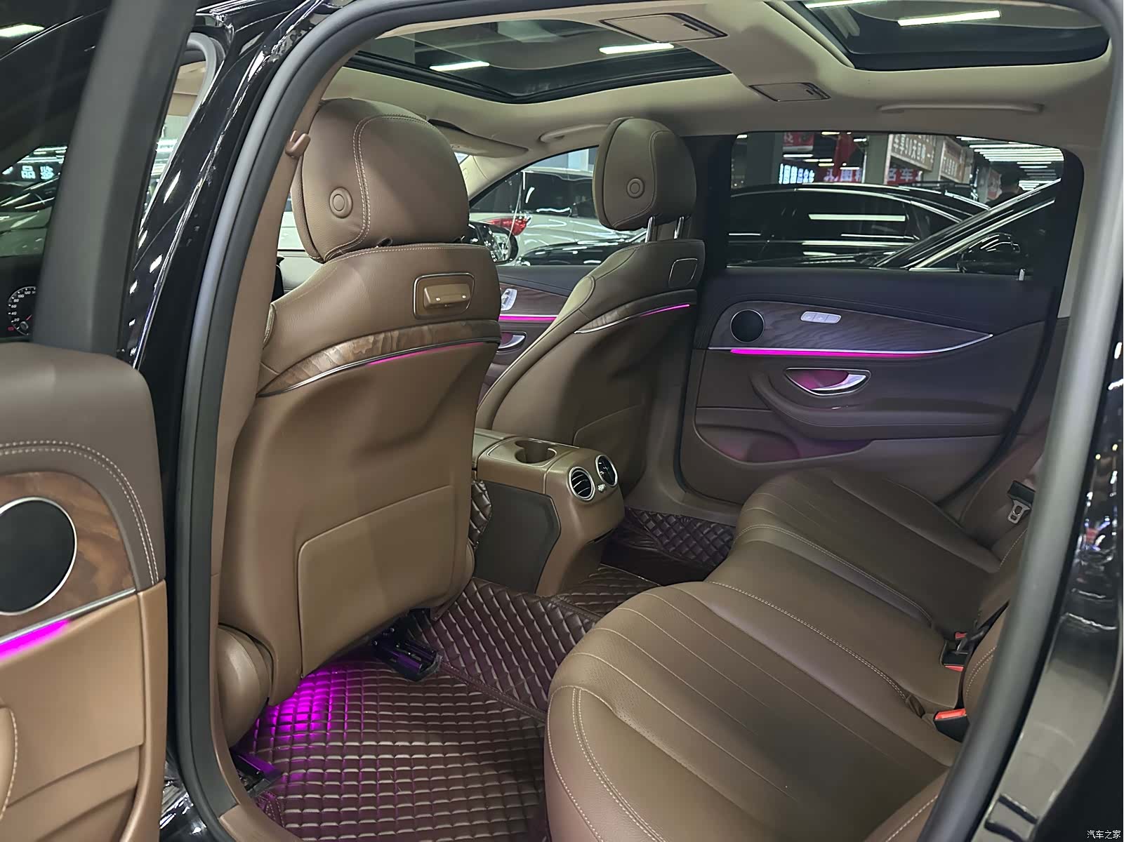Mercedes-Benz E-Class, 2020 11