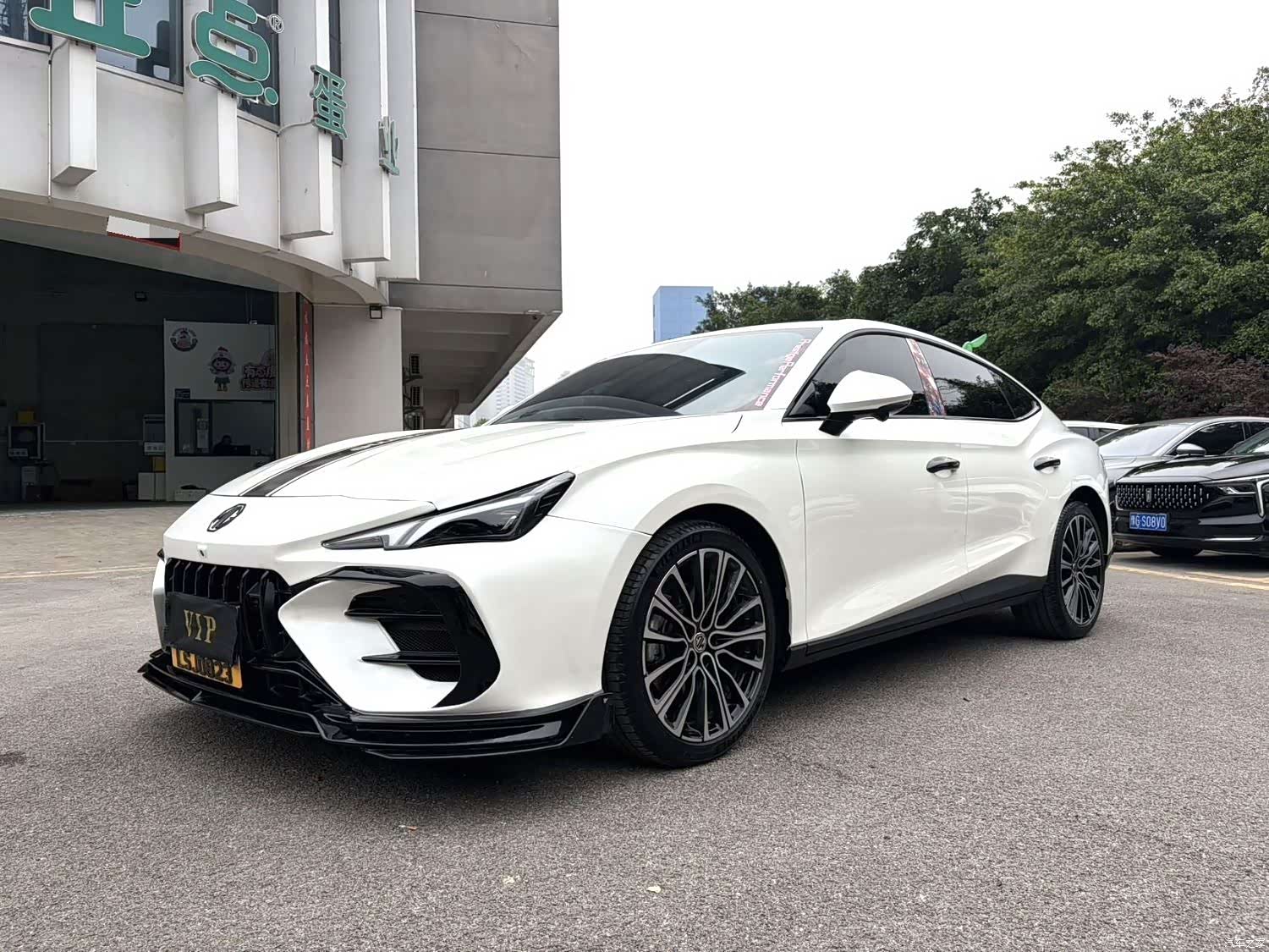 MG MG7
