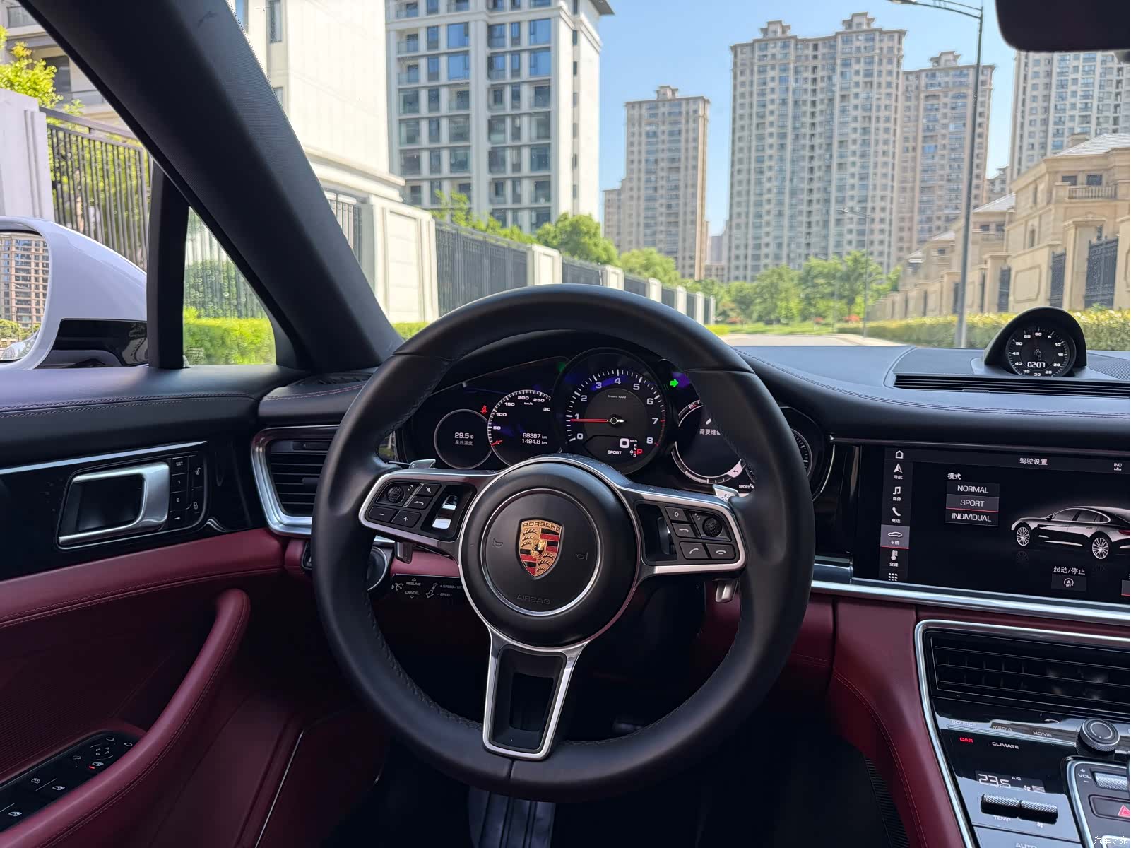 Porsche Panamera, 2018 13