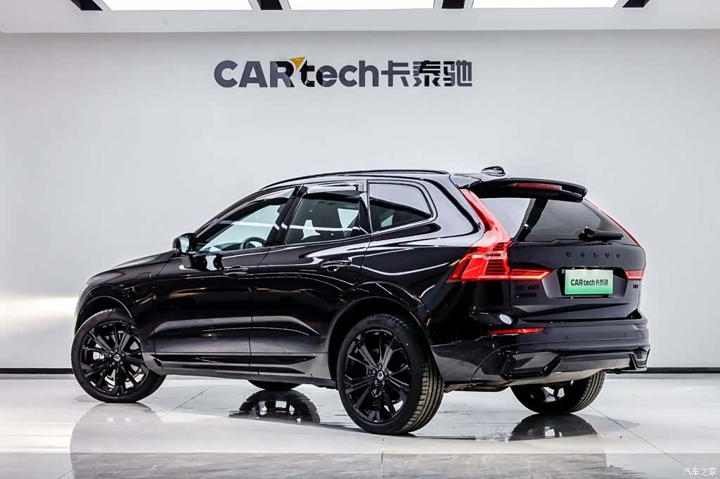Volvo XC60, 2024 4