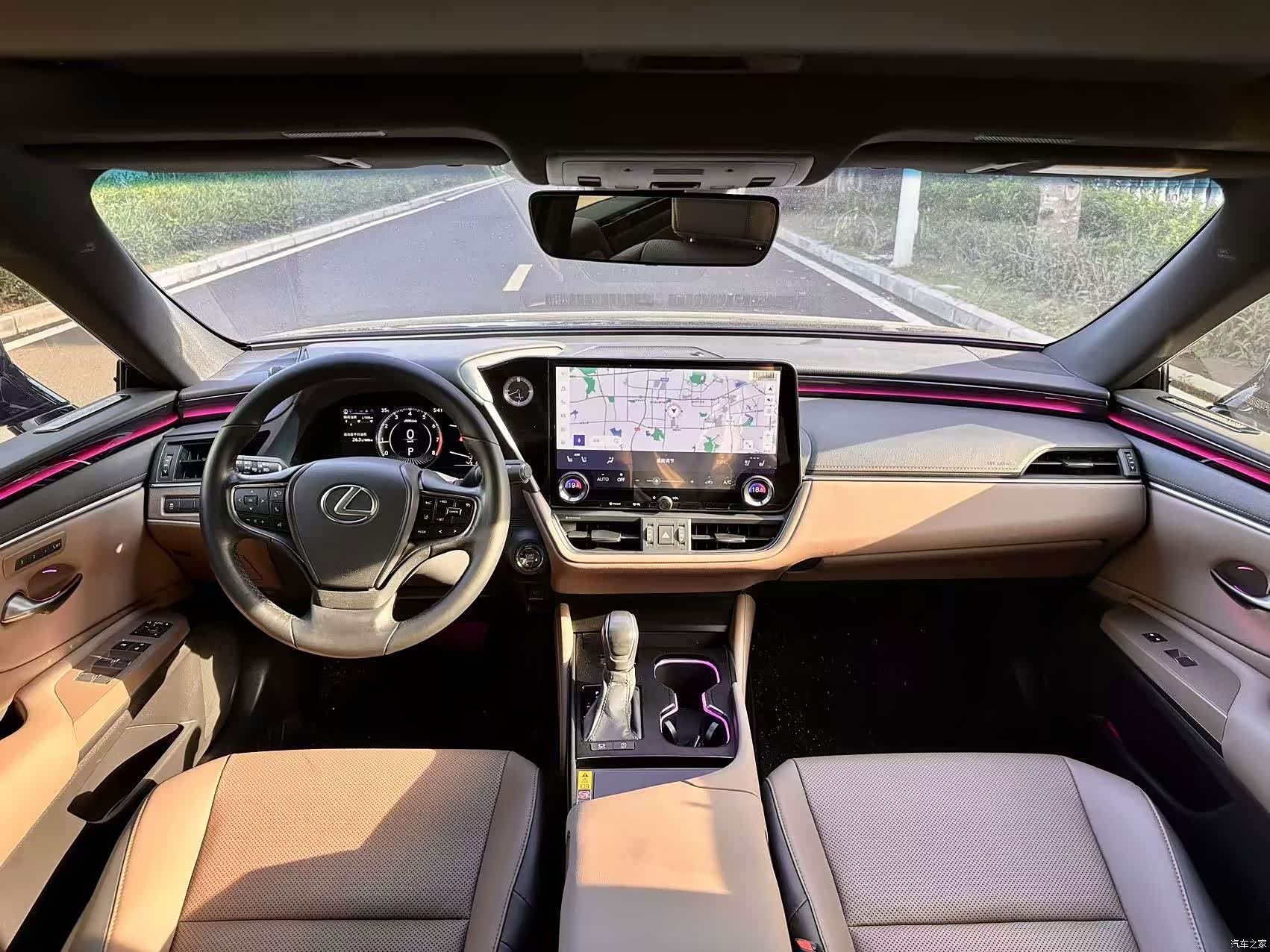 Lexus ES, 2025 все фото