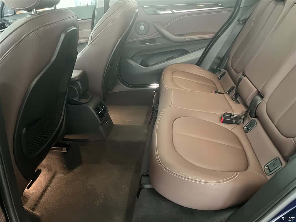 BMW X1, 2019 12