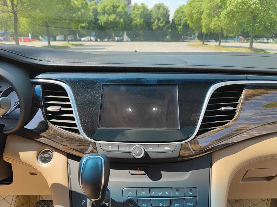 Buick GL8 Buick GL8