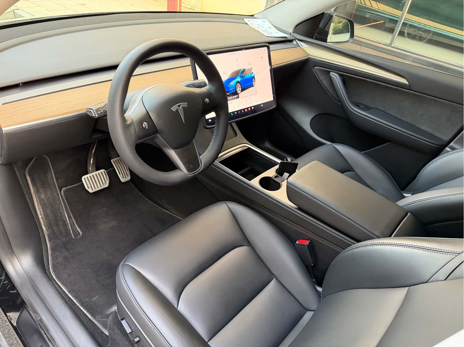 Tesla Model Y, 2023 10
