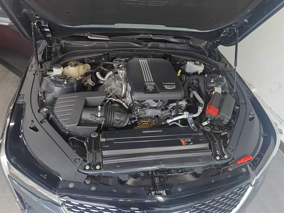 Cadillac CT4