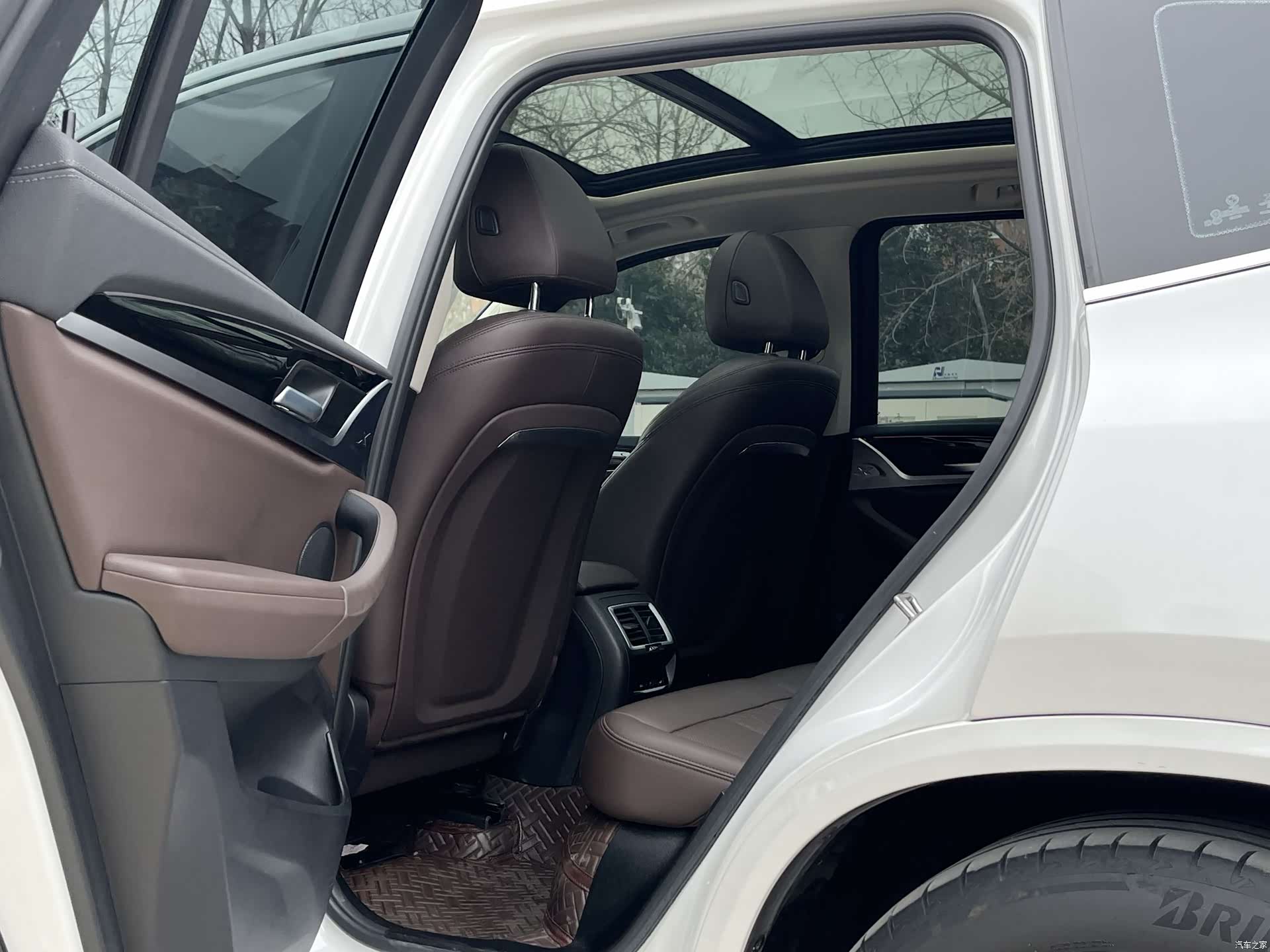 BMW iX3, 2021 6