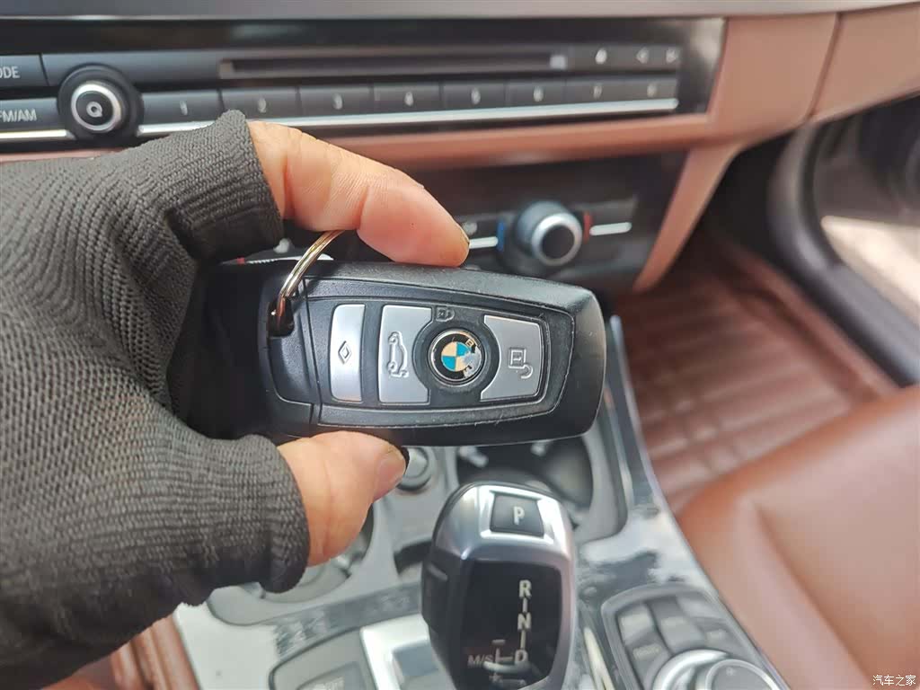 BMW 5 Series, 2014 12