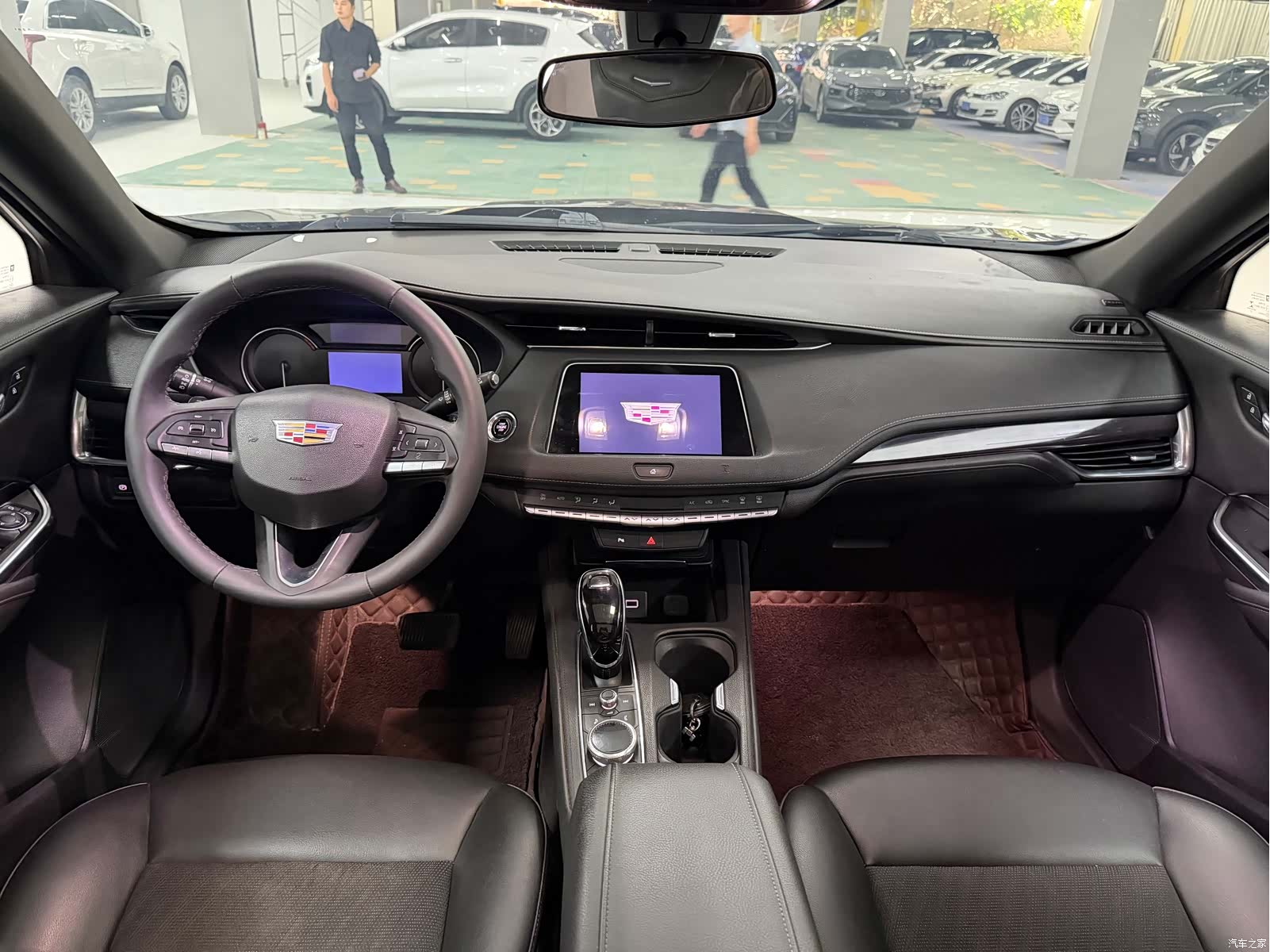 Cadillac XT4, 2020 все фото