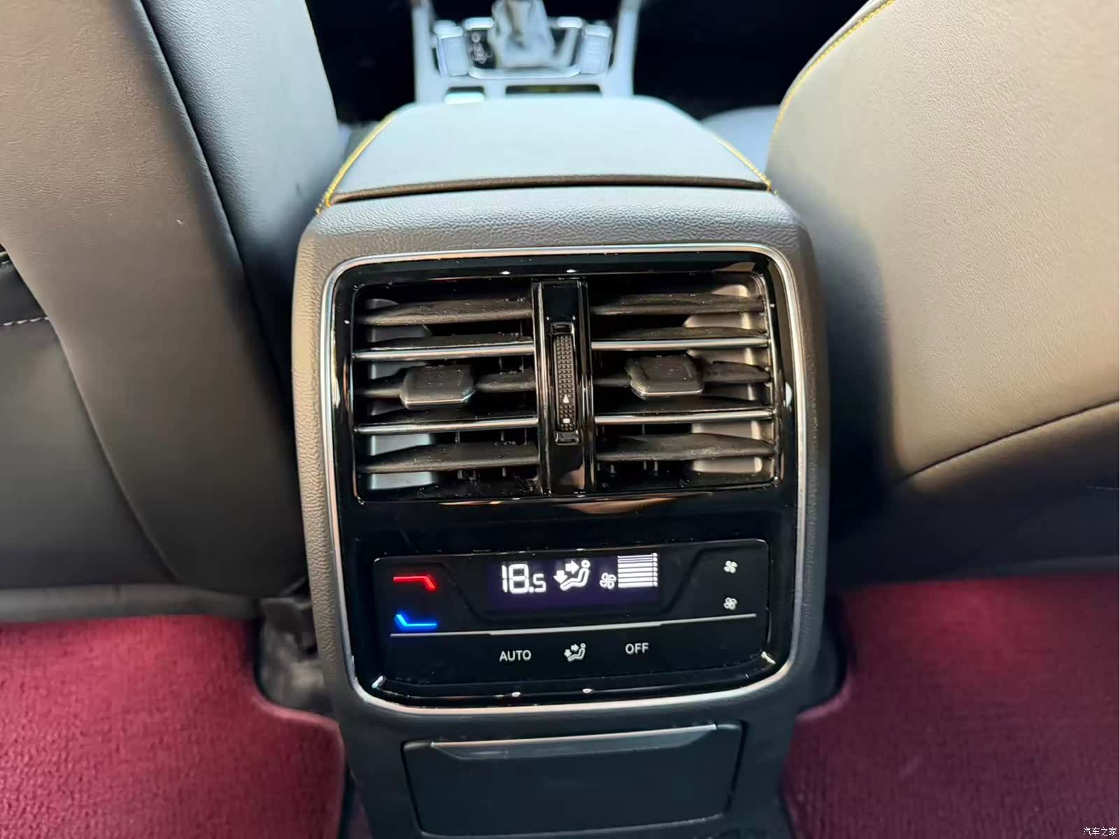 Volkswagen CC, 2024 13